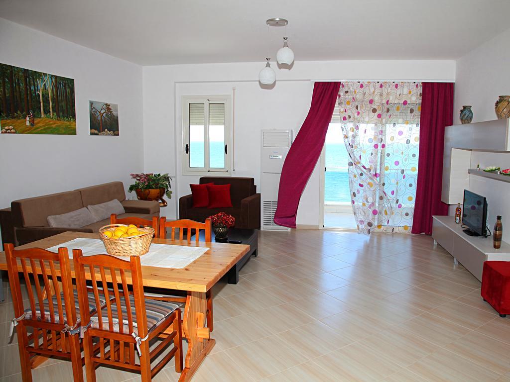 Martin Apartment Vlore Exterior photo